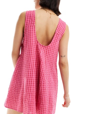 Salopetă scurtă ASOS, roz