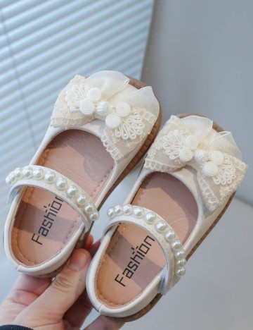 Pantofi Shein, crem