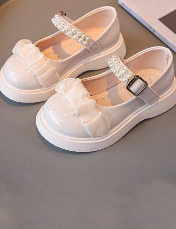 Pantofi Shein, crem