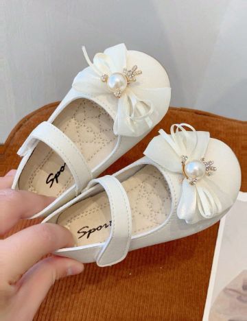 Pantofi Shein, crem