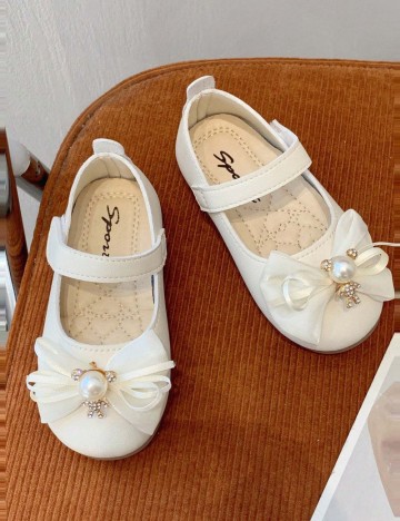 Pantofi Shein, crem