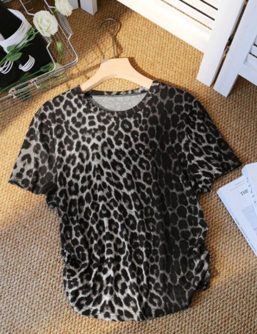 Tricou Shein Curve+, mix culori