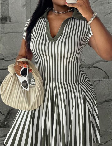 Rochie mini Shein Curve+, mix culori