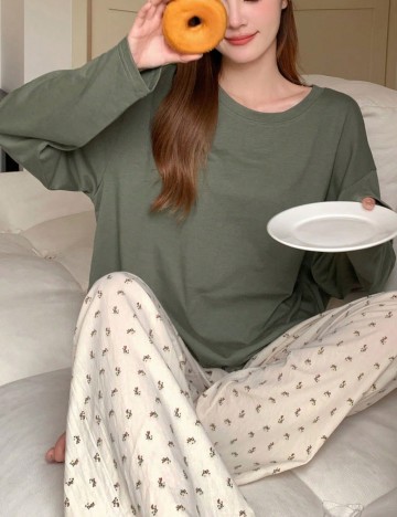 Compleu pijamale Shein, mix culori