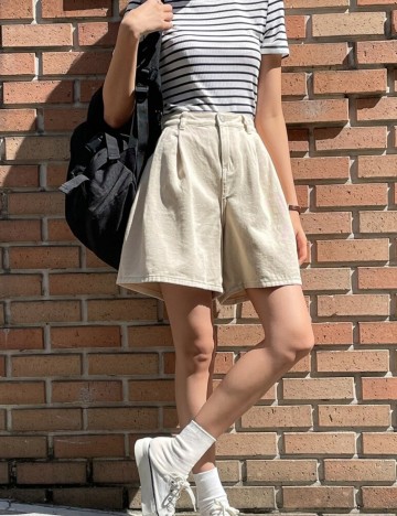 Pantaloni scurți de blugi DAZY by Shein, crem