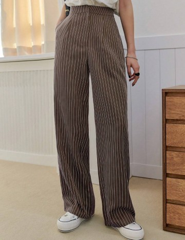 Pantaloni DAZY by Shein, maro