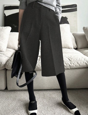 Pantaloni scurți DAZY by Shein, gri