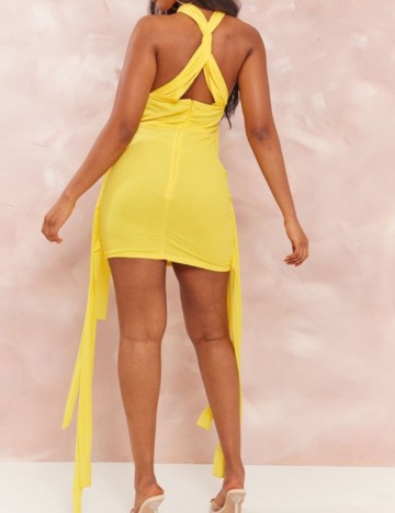 Rochie mini PRETTYLITTLETHING, galben