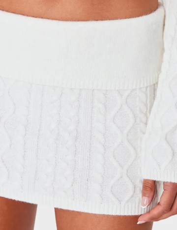 Fustă mini PRETTYLITTLETHING, alb