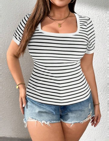 Tricou Shein Curve+, mix culori