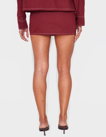 Fustă midi PRETTYLITTLETHING, vișiniu