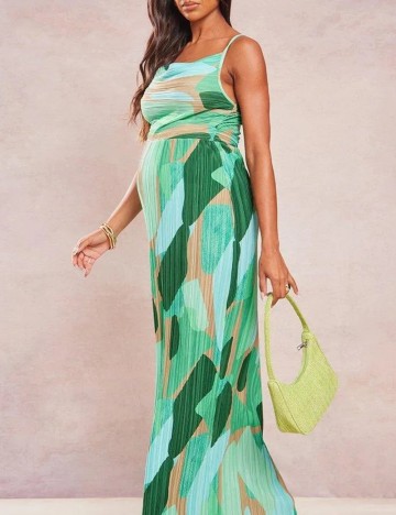 Rochie maxi PRETTYLITTLETHING, verde