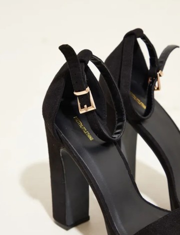 Sandale Cu Toc PRETTYLITTLETHING, negru
