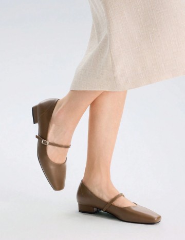 Pantofi Shein, maro