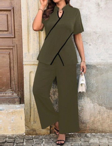 Compleu Shein Curve+, kaki