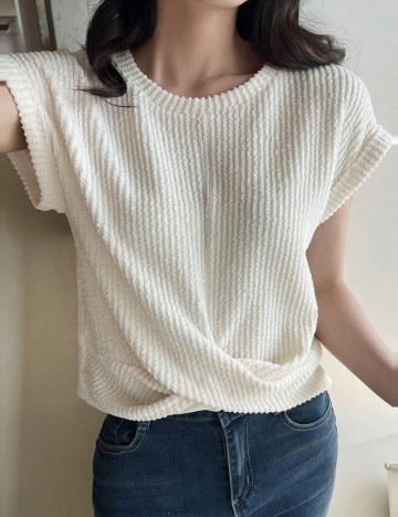 Tricou Shein, crem