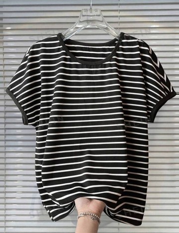 Tricou Shein, mix culori