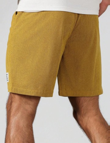 Pantaloni scurți MANFINITY by Shein, mustar