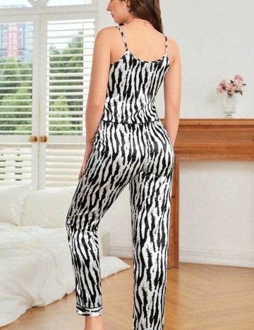 Compleu pijamale Shein, mix culori