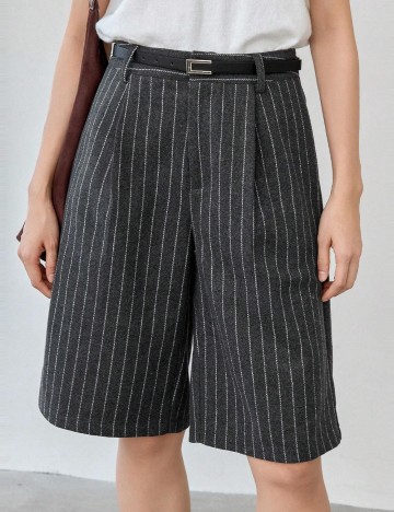 Pantaloni scurți DAZY / LESS by SHEIN, gri
