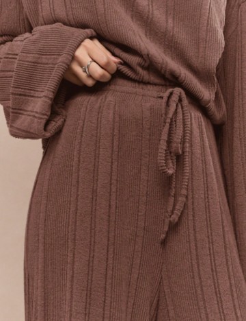 Pantaloni Missguided by Shein, maro