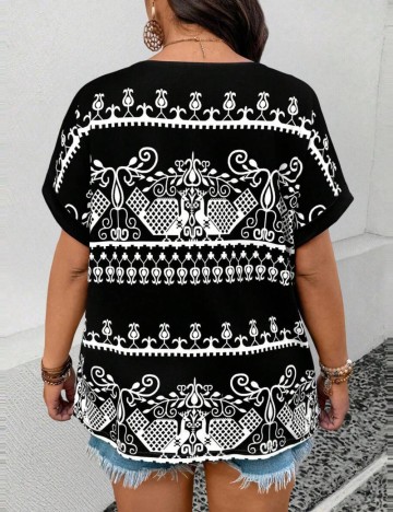 Tricou Shein Curve+, mix culori