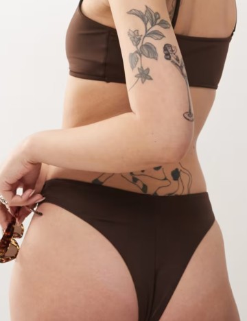 Slip Monki, maro