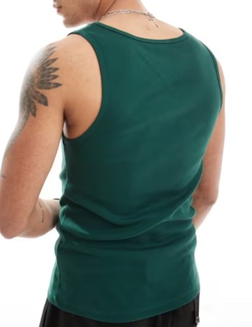 Maiou ASOS, verde