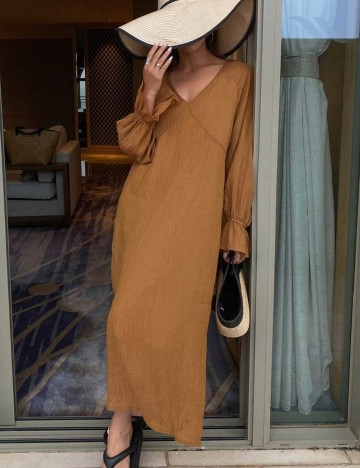 Rochie maxi DAZY / LESS by SHEIN, maro