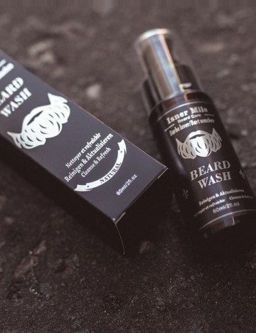 Kit pentru barbă Isner Mile, negru