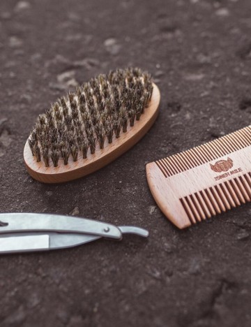 Kit pentru barbă Isner Mile, negru