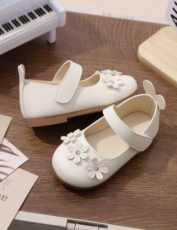 Pantofi Shein, crem