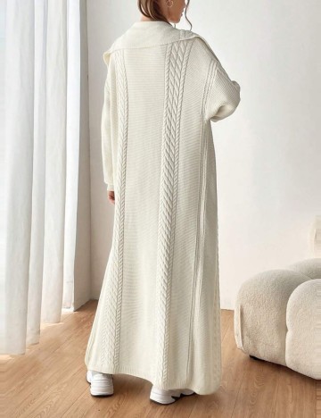Cardigan lung Shein, crem