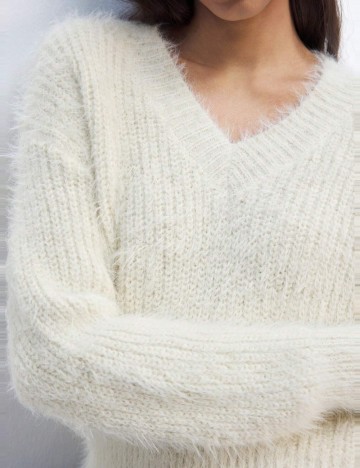 Pulover Shein, crem