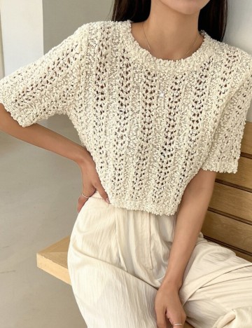 Tricou Shein, crem