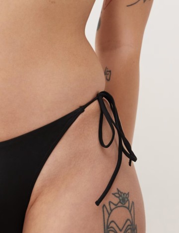 Slip Monki, negru