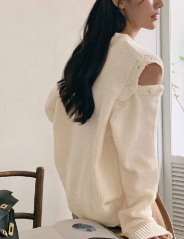 Pulover Shein, crem