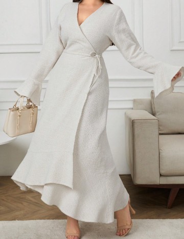 Rochie maxi Shein Curve+, crem