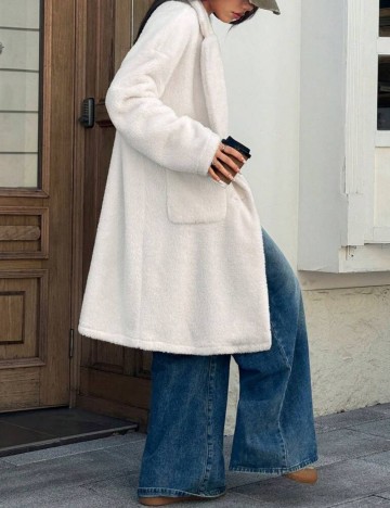 Cardigan lung Shein, crem