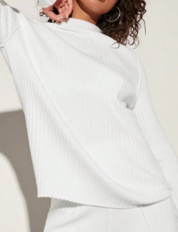 Pulover Shein, crem