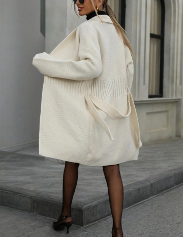 Cardigan lung Shein, crem
