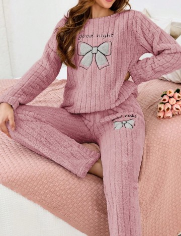Compleu pijamale Shein, roz