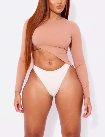 Top PRETTYLITTLETHING, bej