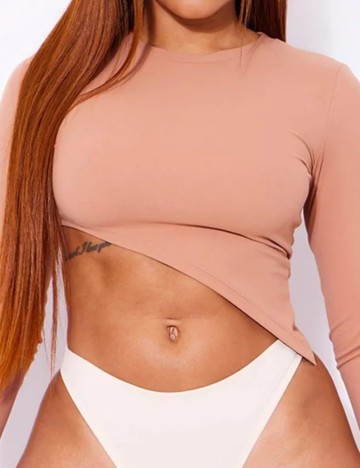 Top PRETTYLITTLETHING, bej