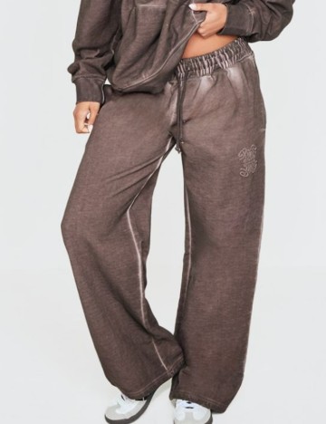 Pantaloni PRETTYLITTLETHING, maro inchis