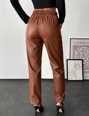 Pantaloni imitație din piele Shein Curve+, maro