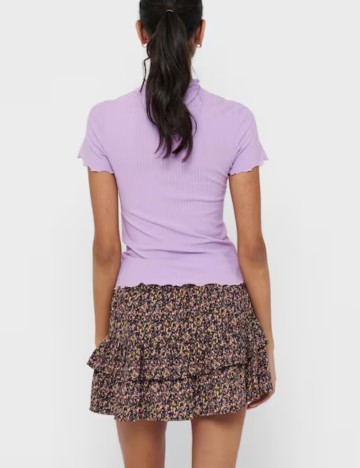 Tricou Only, mov
