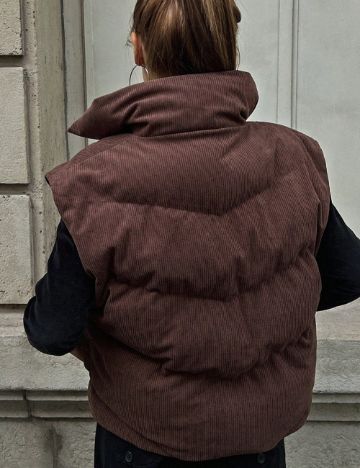 Vestă Shein, maro
