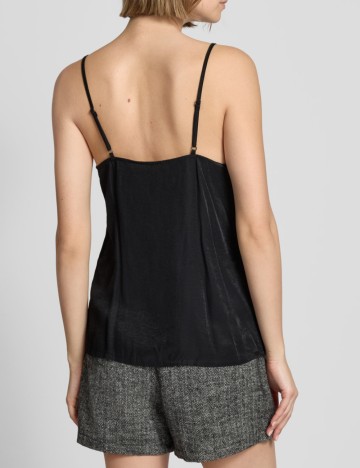 Maiou Only, negru