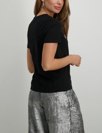 Tricou Only, negru